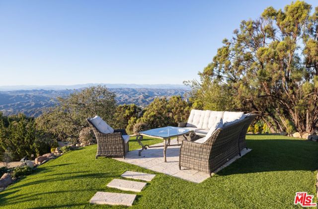 Drew Fenton | 415 Stunt Road Calabasas CA | MLS: 7285936