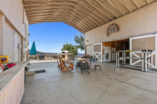 350 San Benancio Road, Salinas CA: https://media.crmls.org/mediaz/4a2645c4-389f-4478-b3fc-baccc32b80d7.jpg