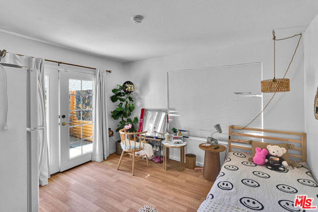 3952 Patrick Henry Place, Agoura Hills CA: https://media.crmls.org/mediaz/4a273897-9505-4ba1-a487-0f942e87eff1.jpg