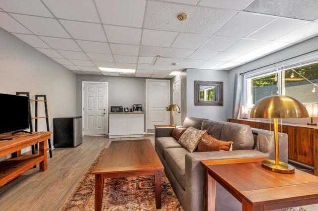 165 Saint Francis Drive, Boulder Creek CA: https://media.crmls.org/mediaz/4a2a1568-820d-453d-9222-1068fd9dae66.jpg