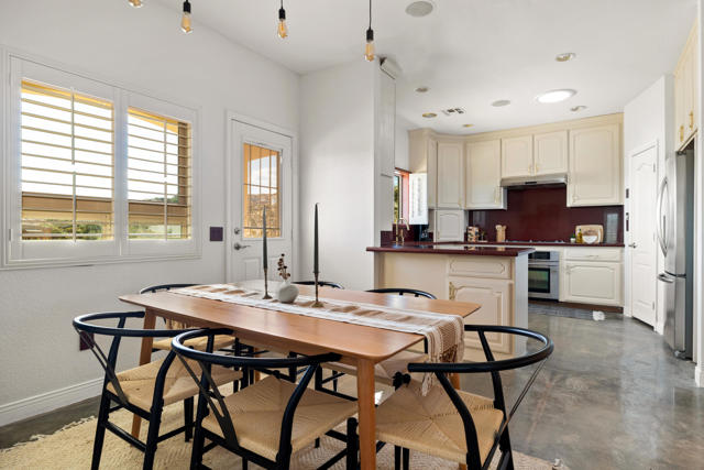 6207 Red Bluff Avenue, Yucca Valley CA: https://media.crmls.org/mediaz/4a2a3bc0-2e5f-4791-aefe-1338d82d81a3.jpg