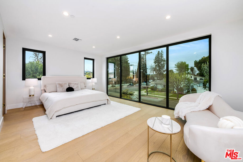 4906 Van Noord AvenueSherman Oaks image #41