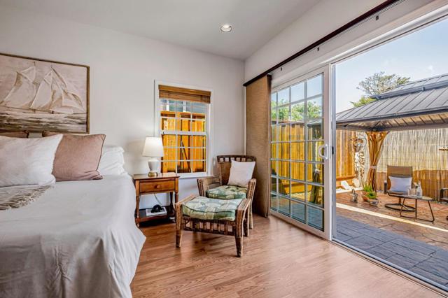1740 47th Avenue, Capitola CA: https://media.crmls.org/mediaz/4a2bea01-dadf-4c4a-9110-9f5bdd77f80c.jpg
