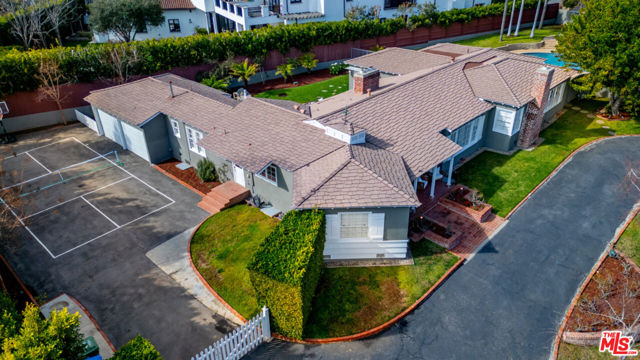 Drew Fenton | 157 N Woodburn Drive Los Angeles CA | MLS: 7226976