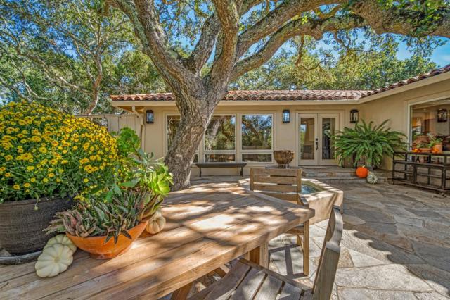 12500 Saddle Way, Carmel Valley CA: https://media.crmls.org/mediaz/4a2cebae-9c9f-4050-9659-67ef05159217.jpg