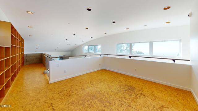 Detail Gallery Image 18 of 20 For 1602 Woodglen Ln, Altadena,  CA 91001 - 3 Beds | 3 Baths