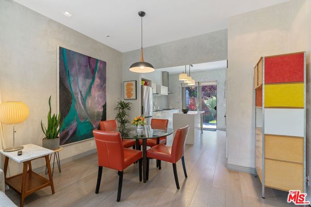 8924 Dorrington Avenue photo 4