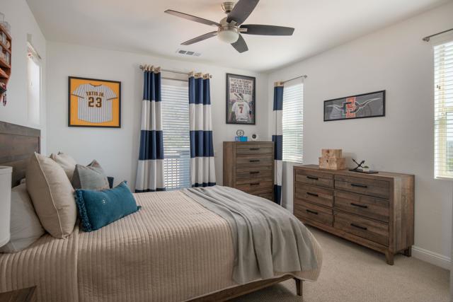 14546 Highcrest Ct, Poway CA: https://media.crmls.org/mediaz/4a2dbe10-6f72-4551-a076-21c281bb59c3.jpg