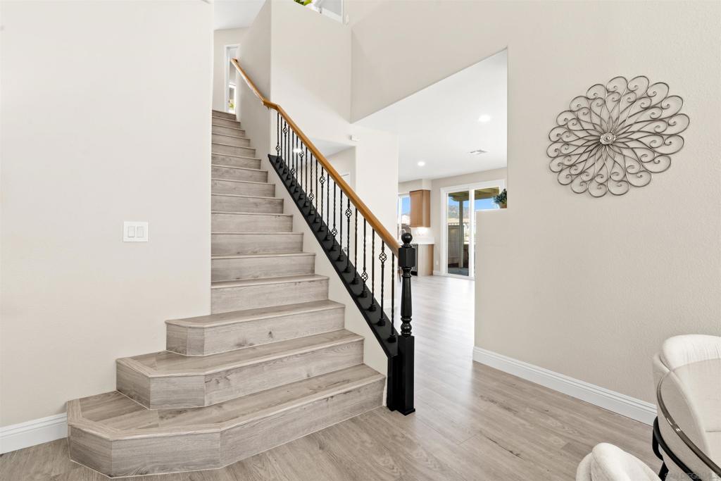 MLS #250039357SD image #5