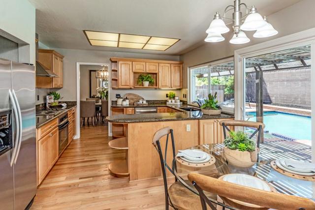 19718 Solana Drive, Saratoga CA: https://media.crmls.org/mediaz/4a2e990a-2bf6-404d-ad4c-55cdbfc76980.jpg