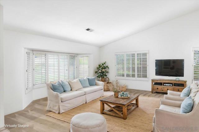 815 Boyle Ave, Escondido, California 92027, 4 Bedrooms Bedrooms, ,3 BathroomsBathrooms,Single Family Residence,For Sale,Boyle Ave,250023407SD
