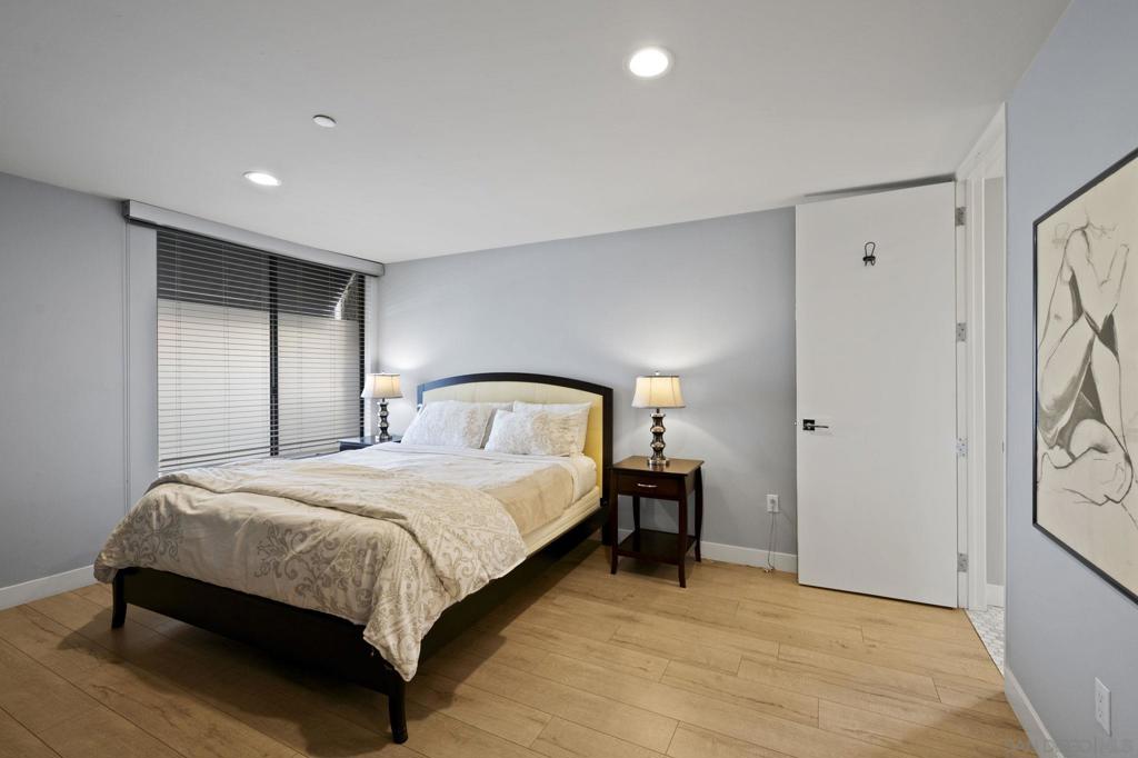 4082 Albatross St - photo 19