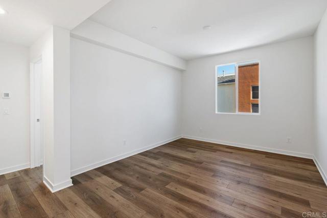 Detail Gallery Image 12 of 34 For 2080 Tango Loop #1,  Chula Vista,  CA 91915 - 4 Beds | 2/1 Baths