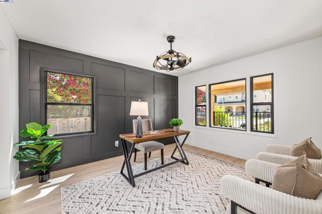 4073 Stanley Blvd, Pleasanton CA: https://media.crmls.org/mediaz/4a3153f4-c84d-4b21-b455-3bcb833254ae.jpg