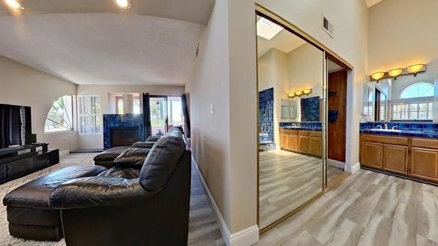 2618 Unicornio Street, Carlsbad CA: https://media.crmls.org/mediaz/4a31c5fd-576a-4f71-9d43-66e64963b86f.jpg