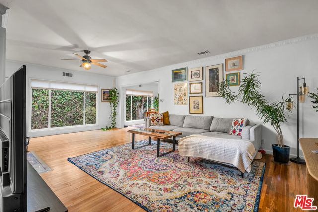 1142 16th Street photo 3