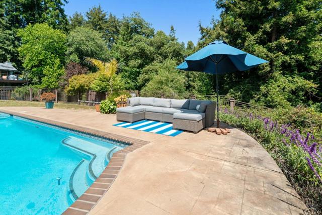 120 Bella Vista Lane, Watsonville CA: https://media.crmls.org/mediaz/4a33e0b7-2150-4338-8a51-8e8b33d4e4ef.jpg