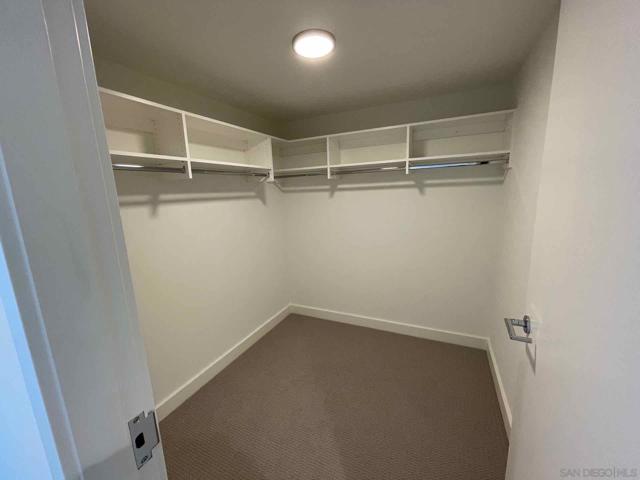 1388 Kettner Blvd, San Diego CA: https://media.crmls.org/mediaz/4a340d36-7fe6-4bac-98af-952a5210366b.jpg