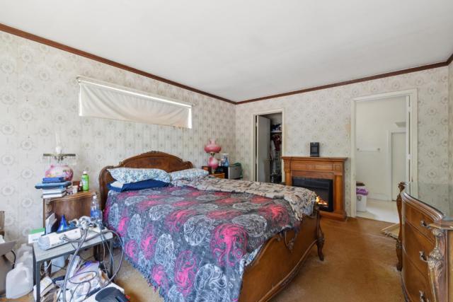 1516 Cortez Avenue, Burlingame CA: https://media.crmls.org/mediaz/4a345236-c056-4a9f-9064-db618a6c3e99.jpg