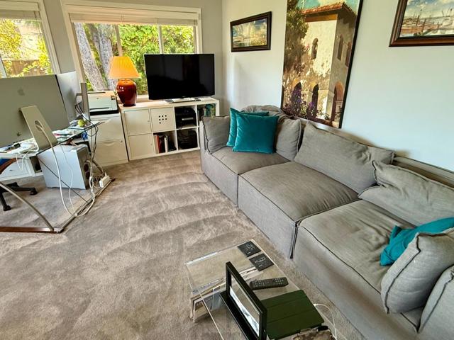 1576 Marina Court, San Mateo CA: https://media.crmls.org/mediaz/4a3494b7-7a99-4513-8e95-f8d4938cb251.jpg