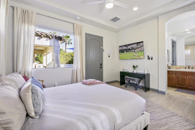 81107 Carefree Drive, Indio CA: https://media.crmls.org/mediaz/4a351225-7852-4488-9955-39bccf478807.jpg