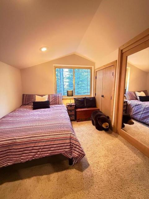 Image 21 of 26 For 1528 Chippewa Street