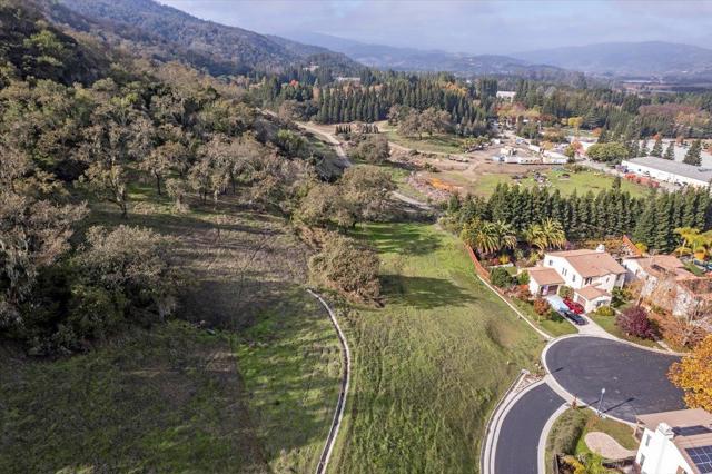 2830 Berwick Avenue, Gilroy CA: https://media.crmls.org/mediaz/4a36221d-439a-4549-b5ad-6b9fc923b821.jpg