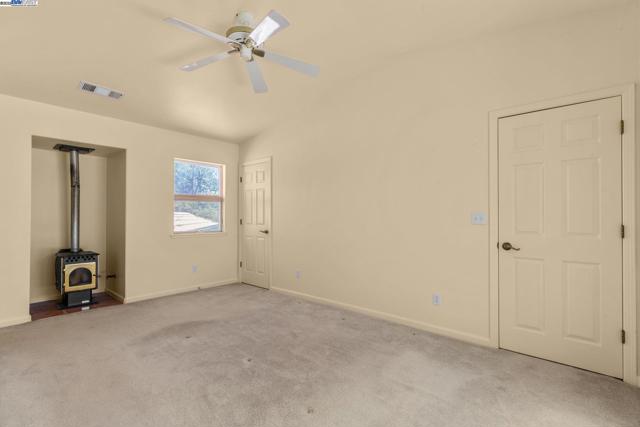 59480 Mines Rd, Livermore CA: https://media.crmls.org/mediaz/4a377d8c-9a99-4694-b3c7-3a978e3c4c4c.jpg
