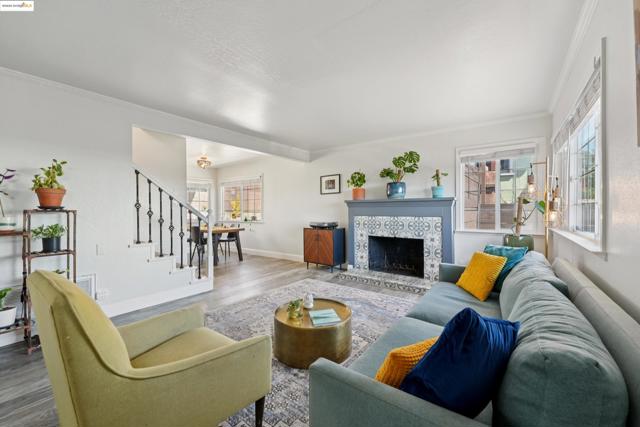 17324 Ehle St, Castro Valley CA: https://media.crmls.org/mediaz/4a379024-fea0-4afc-94e3-b2f348860f7a.jpg