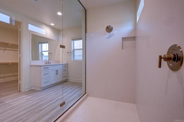 Detail Gallery Image 15 of 38 For 2981 Orchard Glen, Escondido,  CA 92026 - 5 Beds | 4 Baths