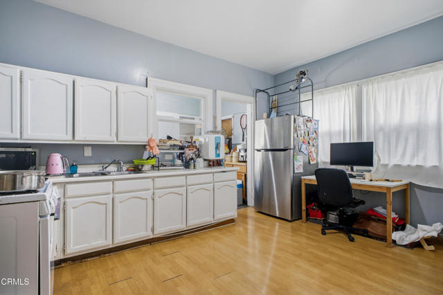 Detail Gallery Image 8 of 42 For 1032 S Westlake Ave, Los Angeles,  CA 90006 - – Beds | – Baths