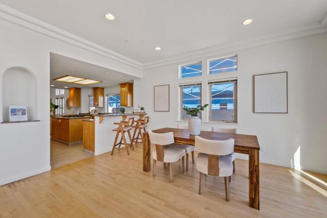 940 W Cliff Drive, Santa Cruz CA: https://media.crmls.org/mediaz/4a39c93d-e4c9-4b93-b266-f82b74992e0e.jpg