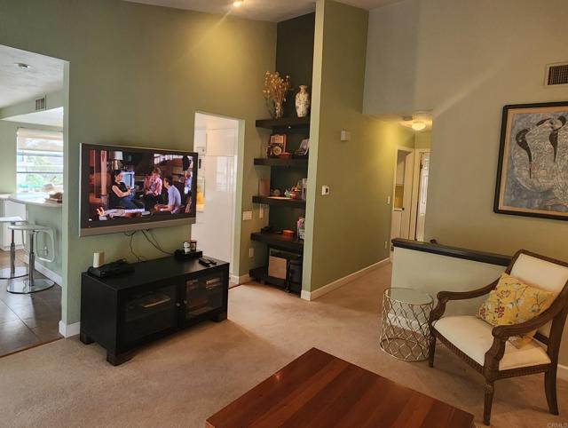 Detail Gallery Image 11 of 30 For 4531 Chateau Deivw, San Diego,  CA 92117 - 2 Beds | 2 Baths