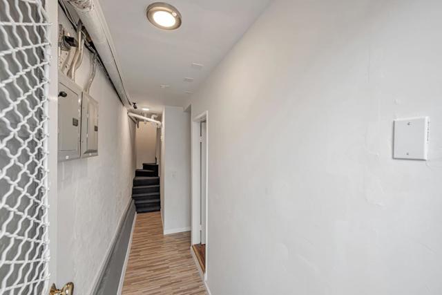 163 Lee Avenue, San Francisco CA: https://media.crmls.org/mediaz/4a3c26fa-e0a5-4b95-b6a6-e2fac0aa9423.jpg