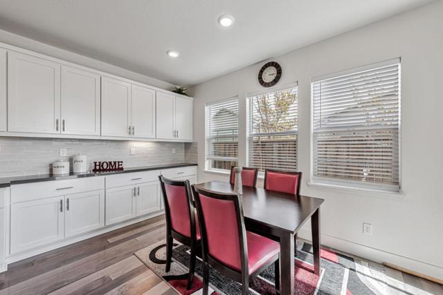 232 Via Encanto, San Ramon CA: https://media.crmls.org/mediaz/4a3c8aa5-d43b-48a2-8dca-d861009ff7b3.jpg