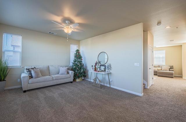 670 Bikle Drive, King City CA: https://media.crmls.org/mediaz/4a3cde0b-26ed-4ce3-bb81-b0a9157361d8.jpg