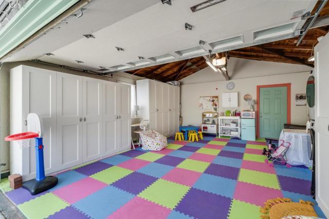 1324 Peralta Road, Pacifica CA: https://media.crmls.org/mediaz/4a3d75ef-ebe3-49a3-8dd9-3dd0679ca2f2.jpg