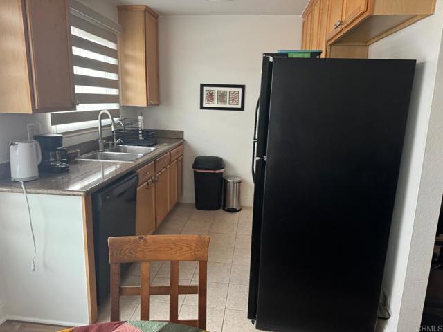 Image 6 of 17 For 3535 Madison Avenue 123