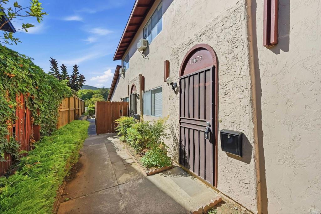 10673 Carmel Mountain Road - photo 4