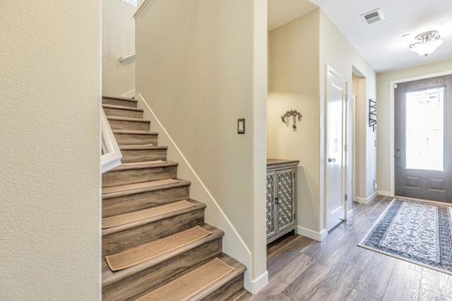 1300 Qualteri Way, Gilroy CA: https://media.crmls.org/mediaz/4a3ebde1-fa58-4848-b692-648db7948dea.jpg