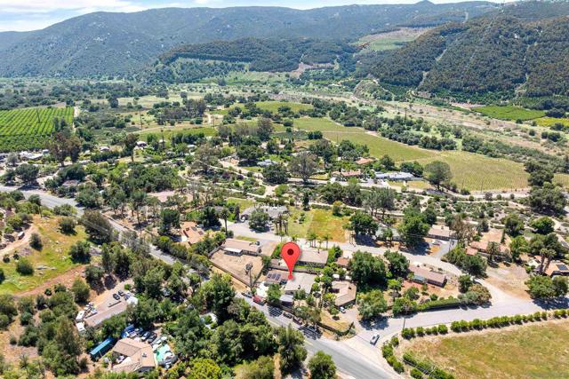 16707 Highway 76, Pauma Valley CA: https://media.crmls.org/mediaz/4a40c482-3bae-41aa-8a00-8c254a62cacb.jpg