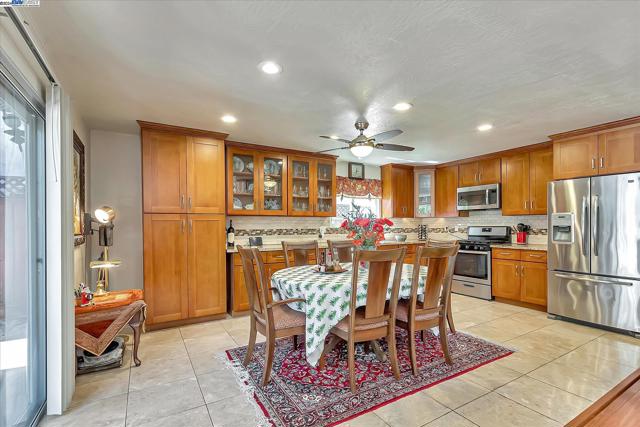 Image 5 of 34 For 4820 Fork Ct