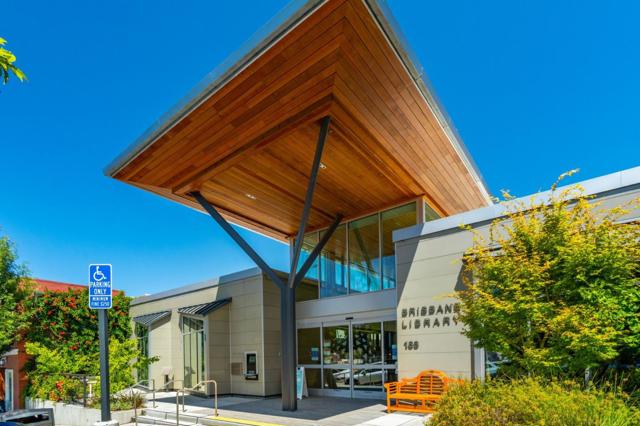 460 San Bruno Avenue, Brisbane CA: https://media.crmls.org/mediaz/4a41294e-a924-4ac1-9fce-99afbffbde85.jpg
