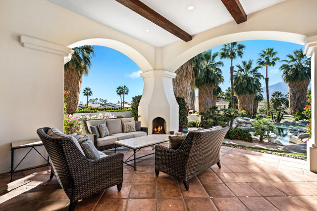 80645 La Docena Trail, La Quinta CA: https://media.crmls.org/mediaz/4a43a793-6ab4-4b0b-8bda-02f65ee83202.jpg