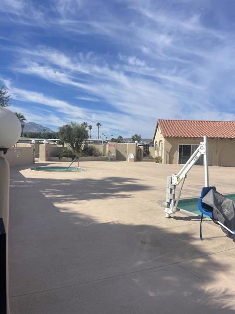 14777 Palm Drive, Desert Hot Springs CA: https://media.crmls.org/mediaz/4a43bd2d-a86d-4c0f-becd-27b4836a42bf.jpg