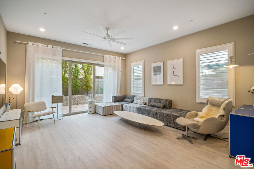 4a444c11 3036 42b6 A2cd 736816e5ba73