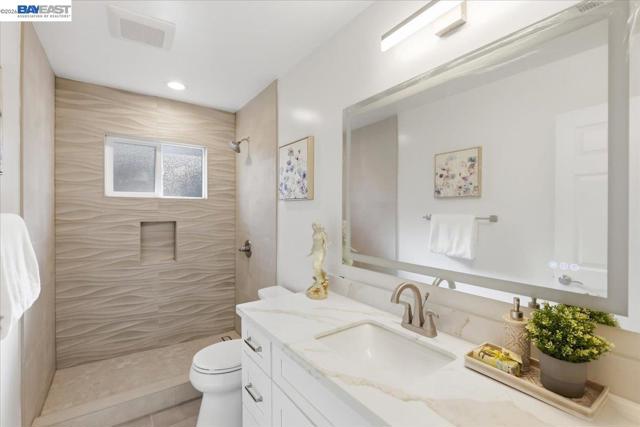 Image 18 of 46 For 4519 Edwards Ln