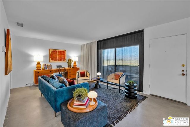 2530 N Whitewater Club Drive #A, Palm Springs, CA 92262