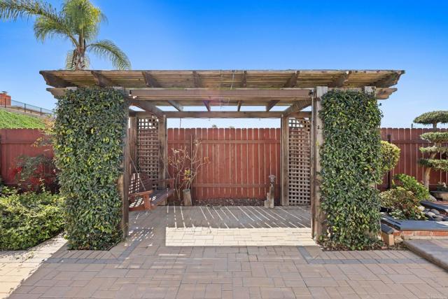 Detail Gallery Image 17 of 41 For 376 Roman Way, Chula Vista,  CA 91911 - 4 Beds | 2 Baths