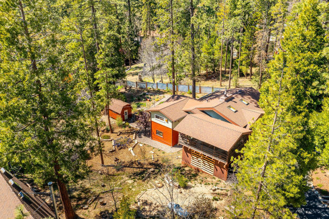 25445 Palomar Road, Idyllwild CA: https://media.crmls.org/mediaz/4a457dc6-8468-4732-9b5e-fbd5fdbfc097.jpg